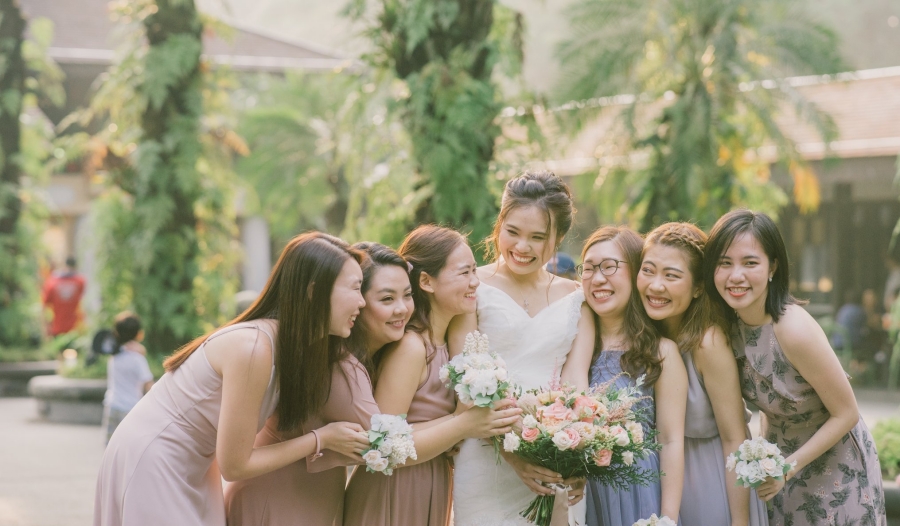 Singapore Actual Wedding Day Photography At Four Seasons Hotel by Sheereen on OneThreeOneFour 14