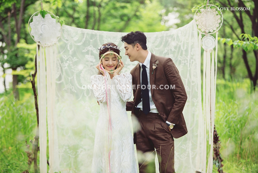 2016 Studio Bong Korea Pre-Wedding Photography - Love Blossom  by Bong Studio on OneThreeOneFour 28