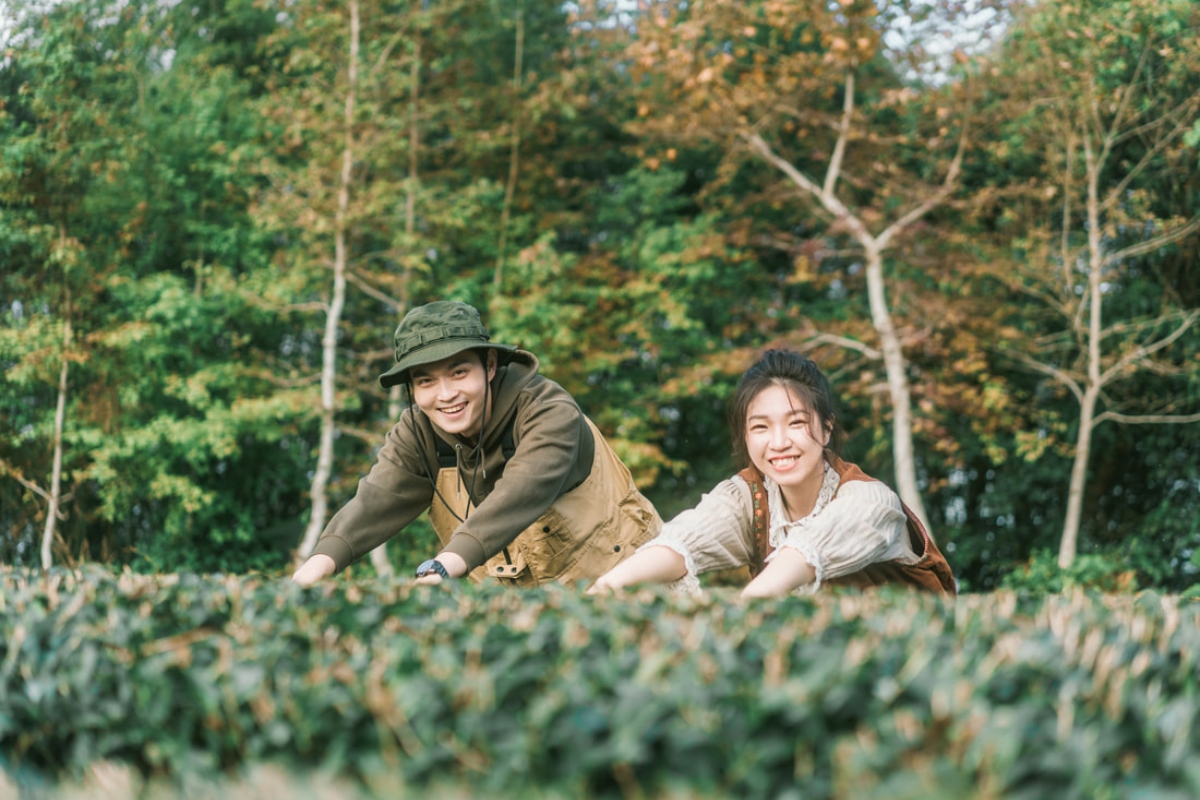 Taiwan Pre-Wedding Photoshoot Countryside Forest Misty Bridges by  on OneThreeOneFour 11