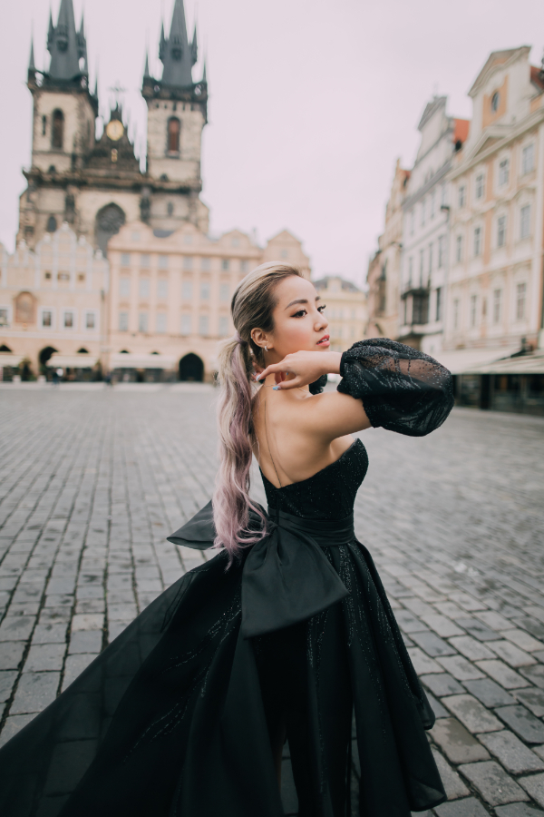 布拉格婚紗拍攝 - 老城廣場與布拉格城堡 by Nika on OneThreeOneFour 7