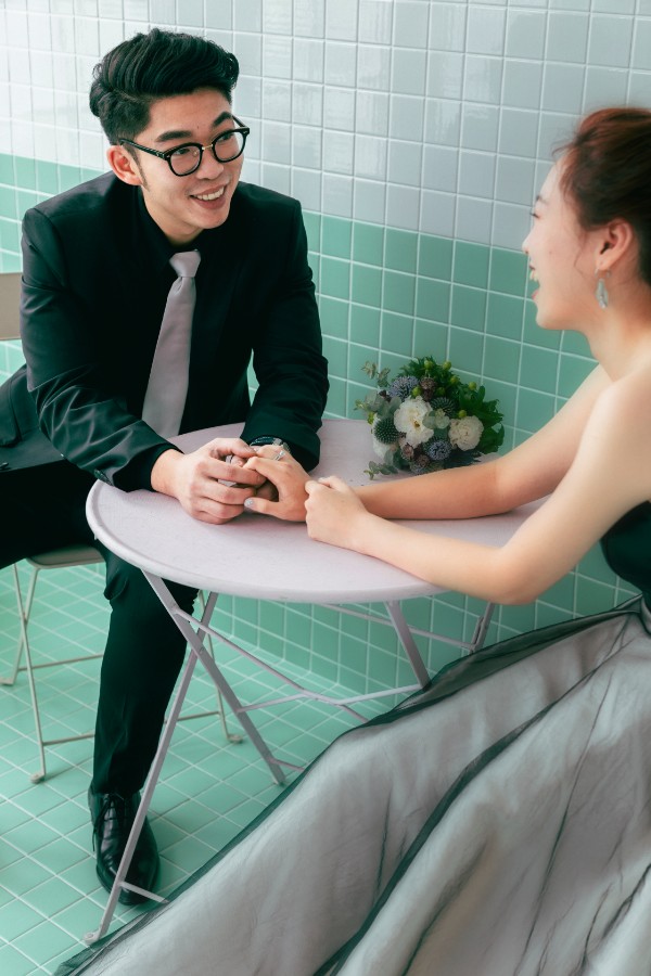 Taiwan Studio and Yang Ming Shan Prewedding Photoshoot by Andy on OneThreeOneFour 7