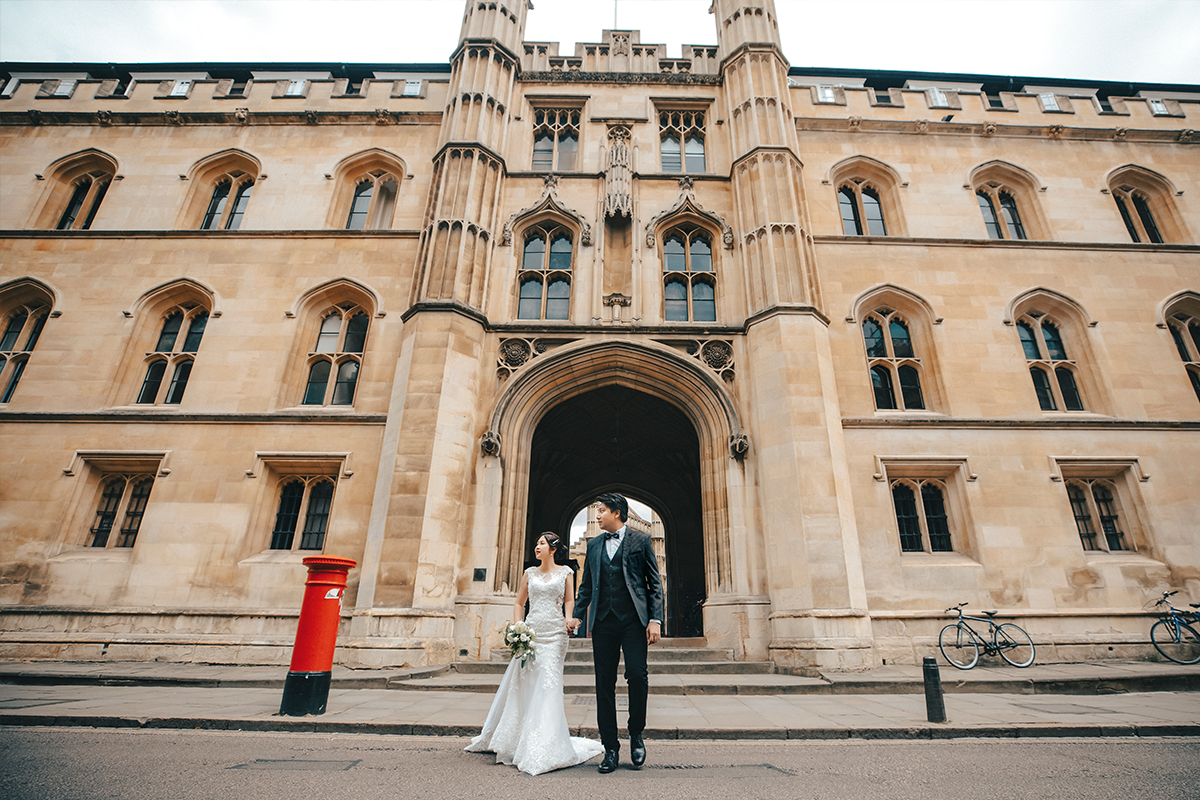 UK Cambridge Retro Themed Pre-wedding Photoshoot by Dom on OneThreeOneFour 20