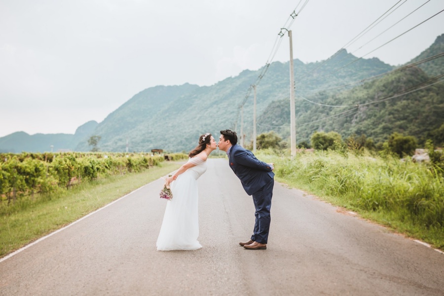 Khao Yai Pre-Wedding Photoshoot At Natural Landscapes and Sights by Por  on OneThreeOneFour 1