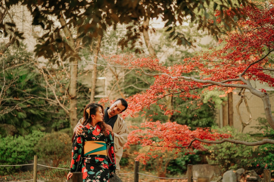 Japan Toyko Kimono Shoot at Nezu Shrine by Ghita  on OneThreeOneFour 17