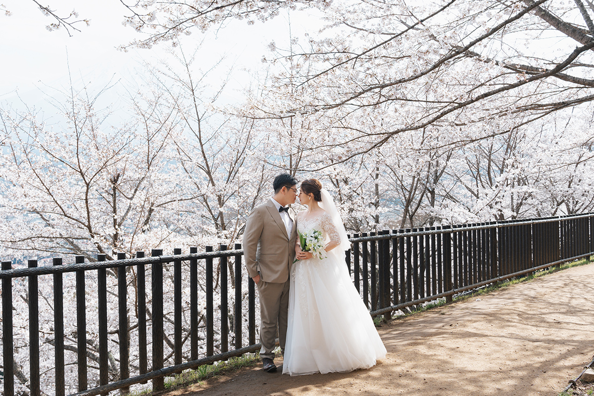 Sakura Prewedding Photoshoot Amidst Mt. Fuji and Tokyo's Full Bloom by Dahe on OneThreeOneFour 15