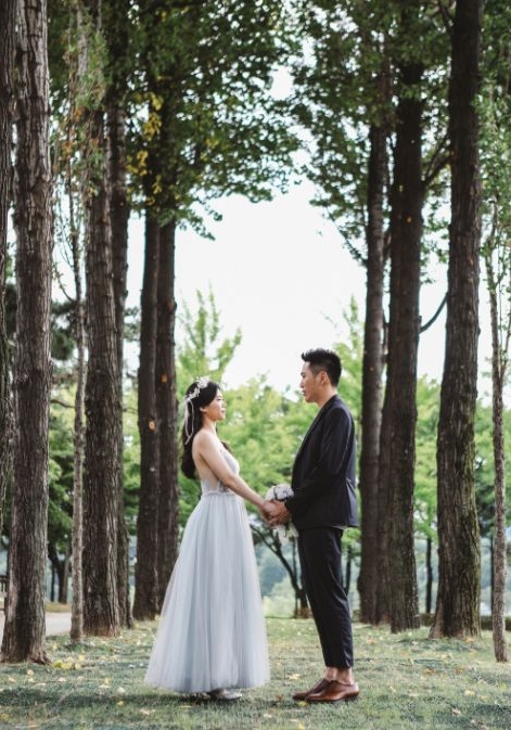 Y&P: Korea Outdoor Pre-wedding Photoshoot At Seonyudo Park & coffee shop