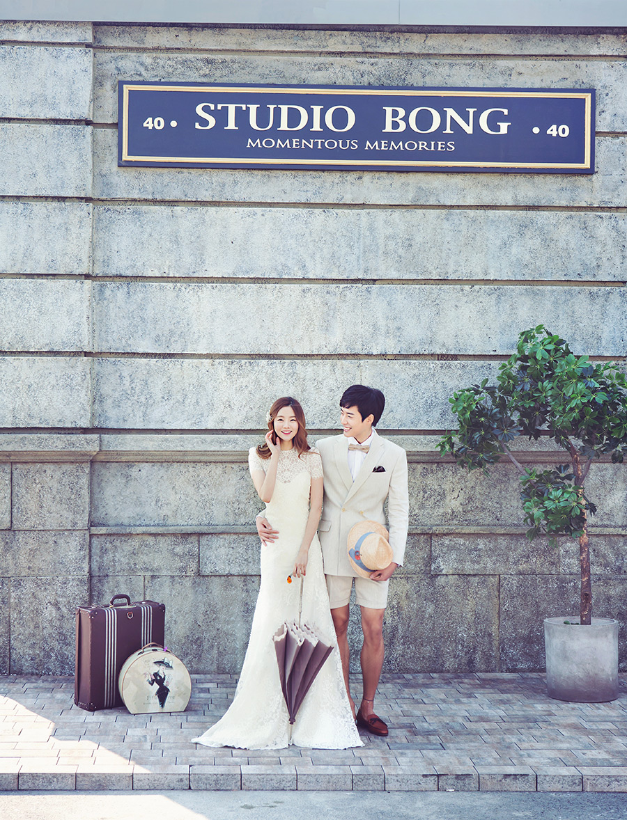 Korean Studio Pre-Wedding Photography: 2016 Whimsical Collection  by Bong Studio on OneThreeOneFour 2