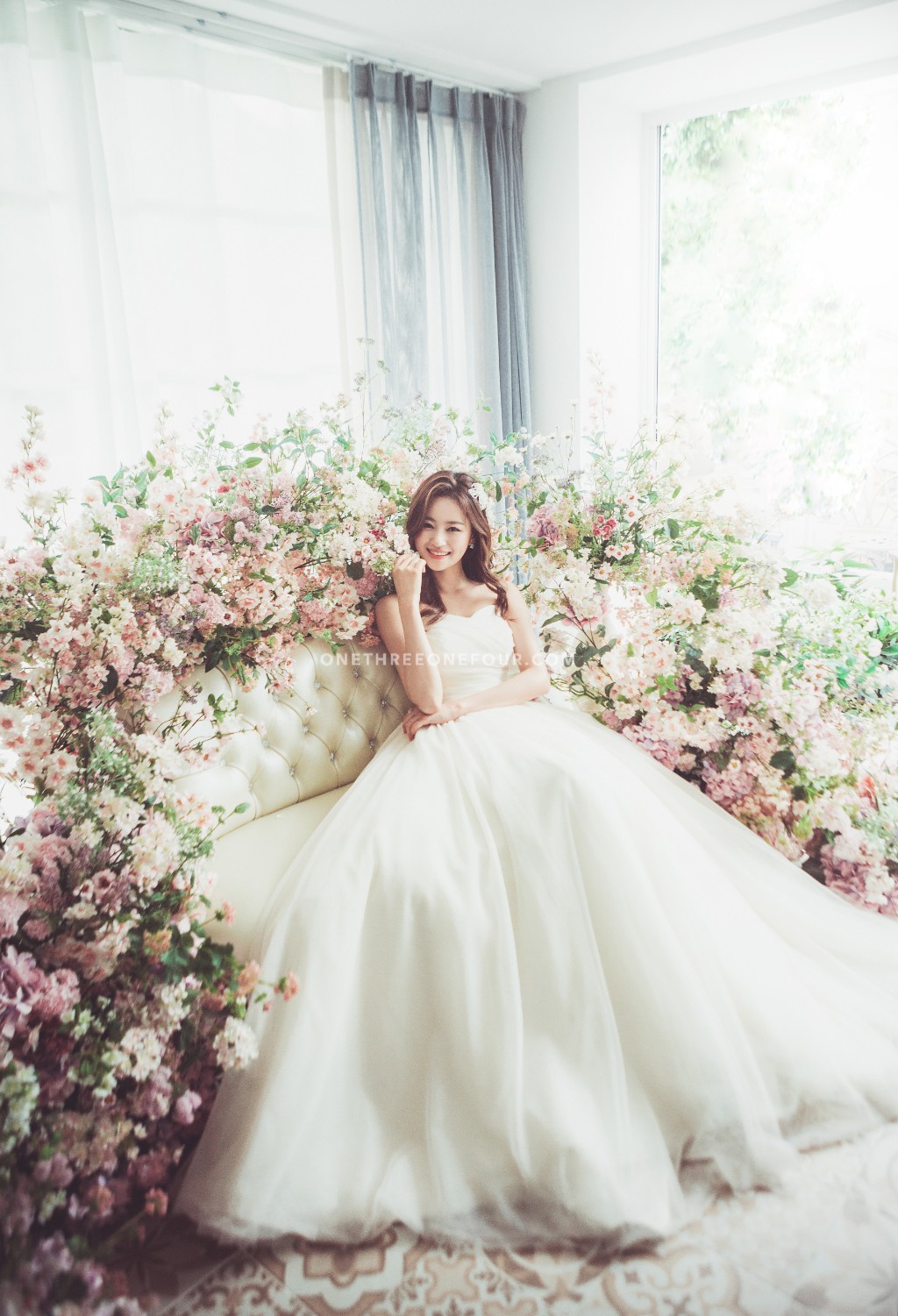Korean Studio Pre-Wedding Photography: 2017 ePhoto Essay Studio Collection by ePhoto Essay Studio on OneThreeOneFour 14