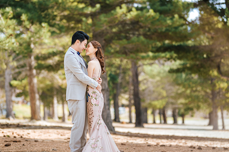 Pre-wedding photoshoot new zealand lake pukaki