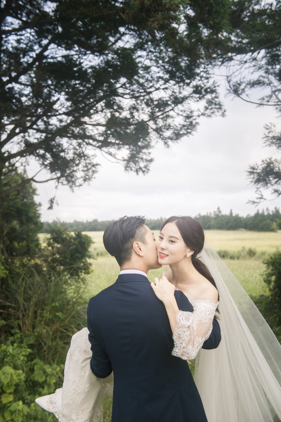 Korea Jeju Island Pre-Wedding Photography  by Geunjoo on OneThreeOneFour 8