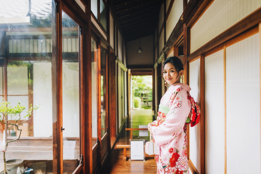 Japan Kyoto Photographer: Kimono And Couple Photoshoot At Kyoto Gion District  by Shu Hao  on OneThreeOneFour 8