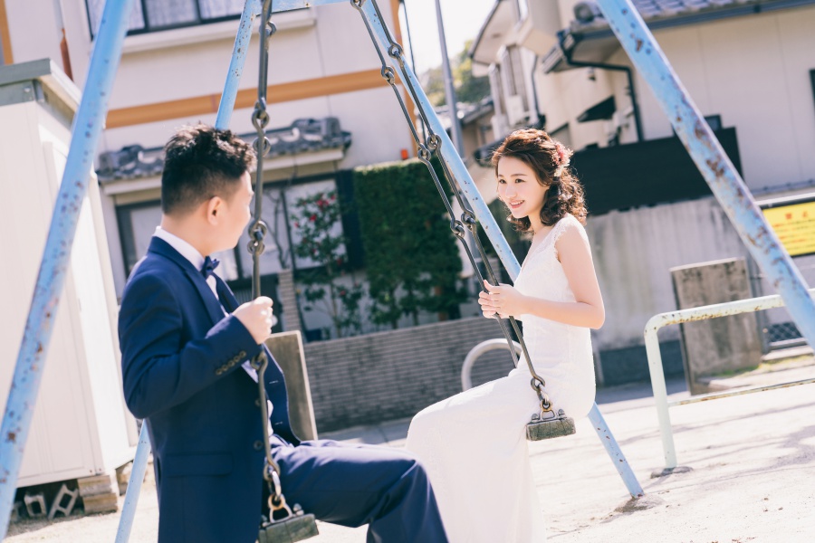 Japan Pre-Wedding Photoshoot At Nara Deer Park  by Jia Xin  on OneThreeOneFour 16