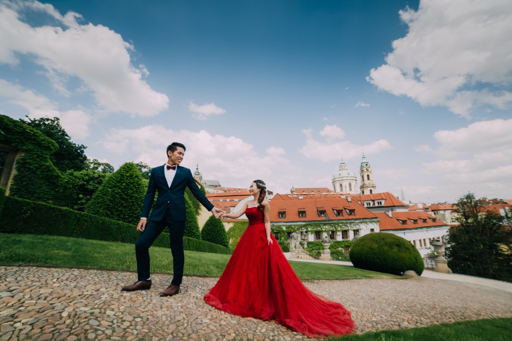 Prague Pre-Wedding Photoshoot At Old Town Square, Vrtba Garden And St. Vitus Cathedral  by Nika  on OneThreeOneFour 17