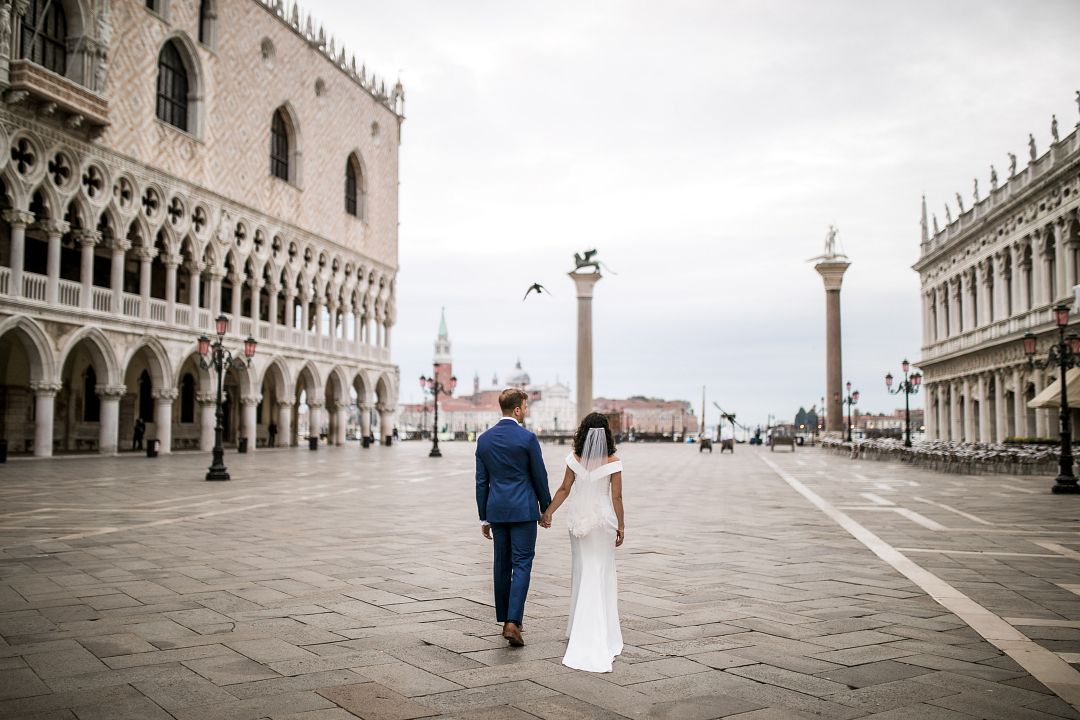 D&K: Romantic pre-wedding photoshoot at Italy Venice by Valerio on OneThreeOneFour 4