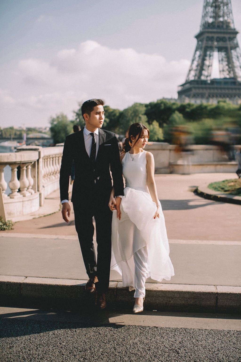法國巴黎蜜月旅拍 - 艾菲爾鐵塔、羅浮宮與比爾哈克姆橋 by Vin on OneThreeOneFour 20