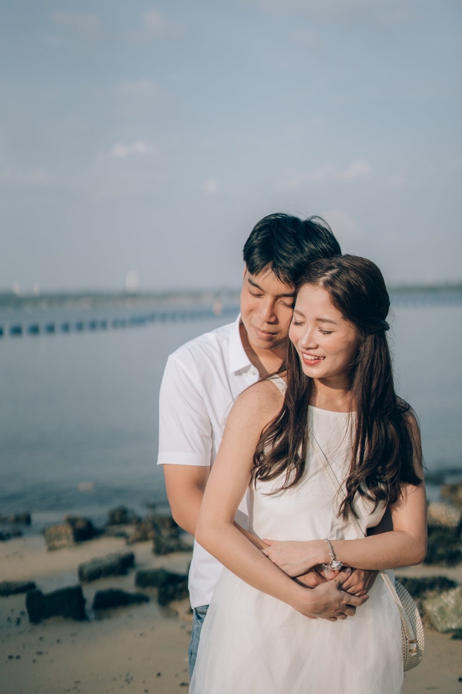 Singapore Casual Pre-Wedding Photoshoot At Neighbourhood Playground And Beach by Sheereen on OneThreeOneFour 18