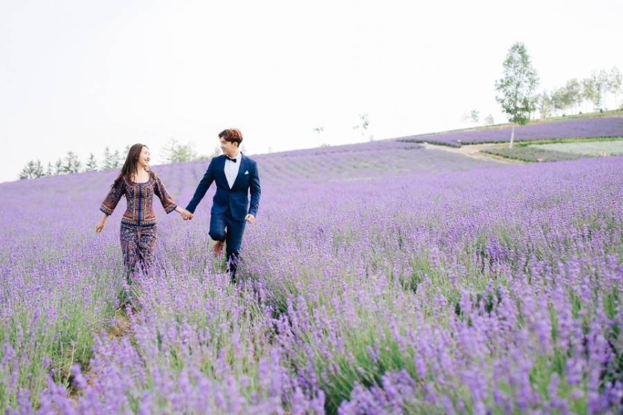 Photographer In Hokkaido: Pre-Wedding Photoshoot At Blue Pond And Saika No Sato Flower Farm by Kouta  on OneThreeOneFour 22