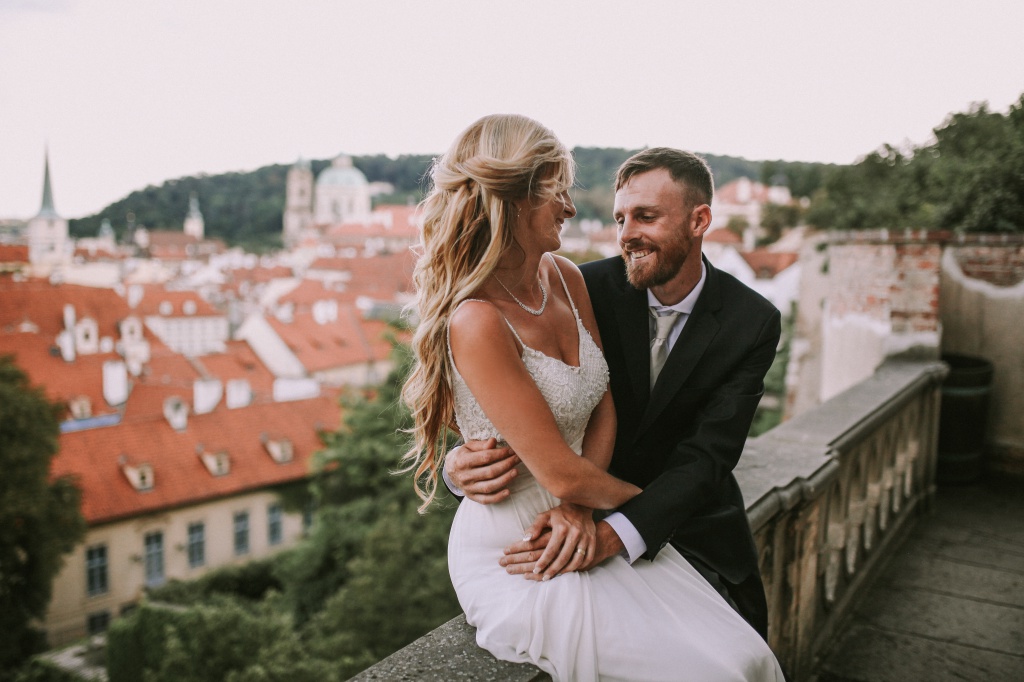 Prague Pre-Wedding Photoshoot At Charles Bridge  by Vickie on OneThreeOneFour 1