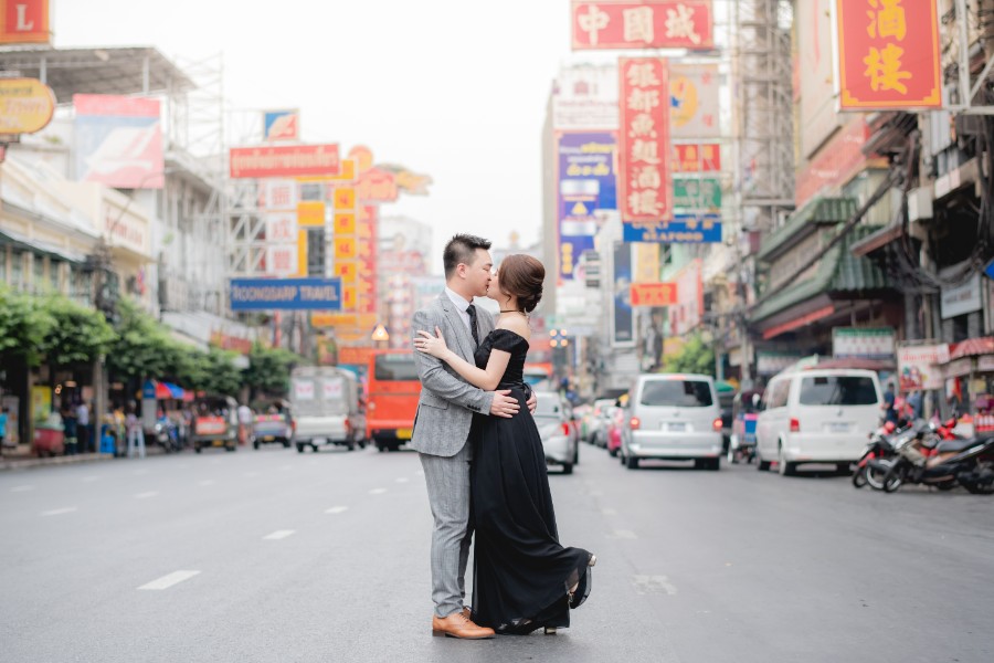 P&T: Bangkok Streets Pre-Wedding Photoshoot  by Nat on OneThreeOneFour 7