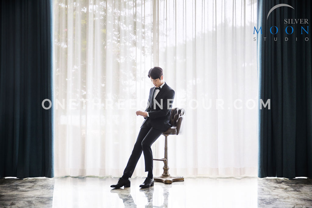 Korean Studio Pre-Wedding Photography: Elegance by Silver Moon Studio on OneThreeOneFour 15