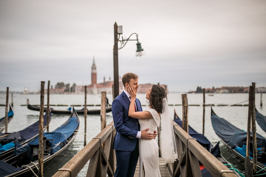 D&K: Romantic pre-wedding photoshoot at Italy Venice by Valerio on OneThreeOneFour 14
