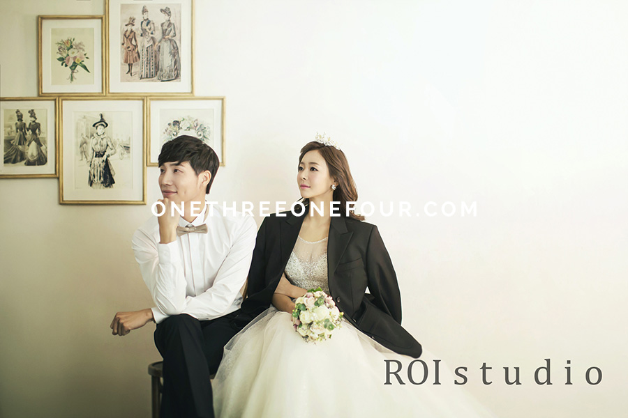Korean Wedding Studio Photography: Vintage European Set by Roi Studio on OneThreeOneFour 4