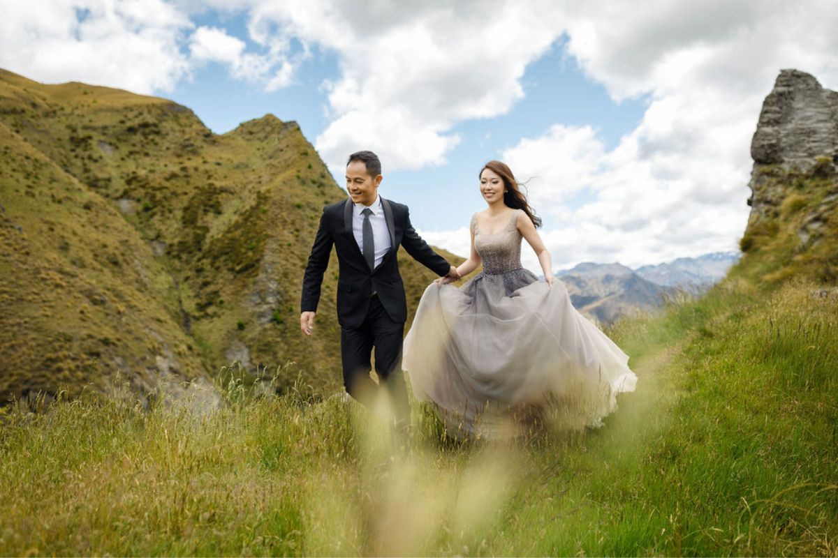 New Zealand Prewedding Photoshoot At Coromandel Peak, Skippers Canyon and Summer Lupins At Lake Tekapo by Fei on OneThreeOneFour 12