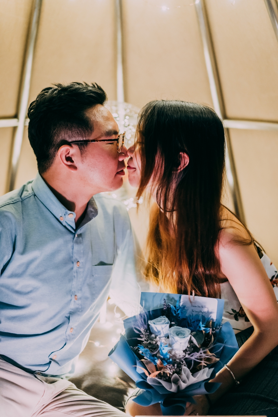 Singapore Surprise Wedding Proposal Photoshoot At Andaz Rooftop Bar, Mr Stork by Michael on OneThreeOneFour 25