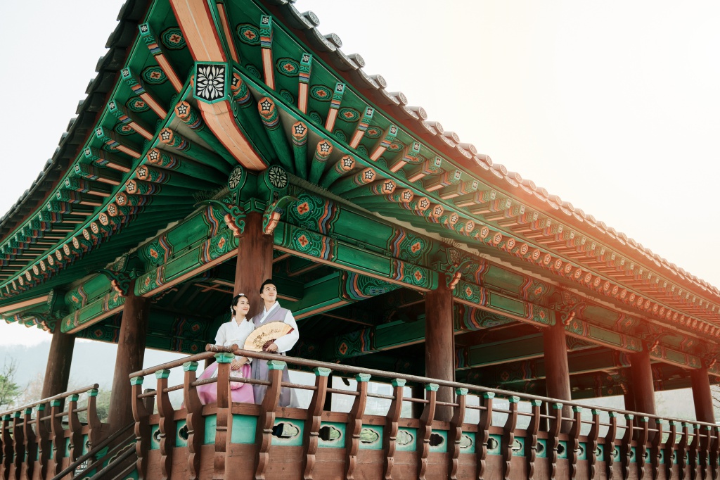 Korea Hanbok Pre-Wedding Photoshoot At Namsangol Hanok Village  by Jungyeol  on OneThreeOneFour 19