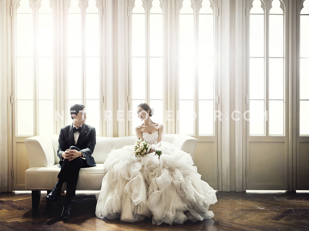 Brown | Korean Pre-Wedding Photography by Pium Studio on OneThreeOneFour 7