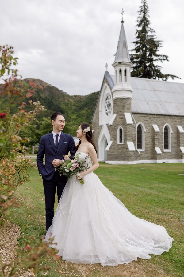 N&J: New Zealand Pre-wedding Photoshoot at Coromandel Peak and Lake Wanaka by Fei on OneThreeOneFour 17