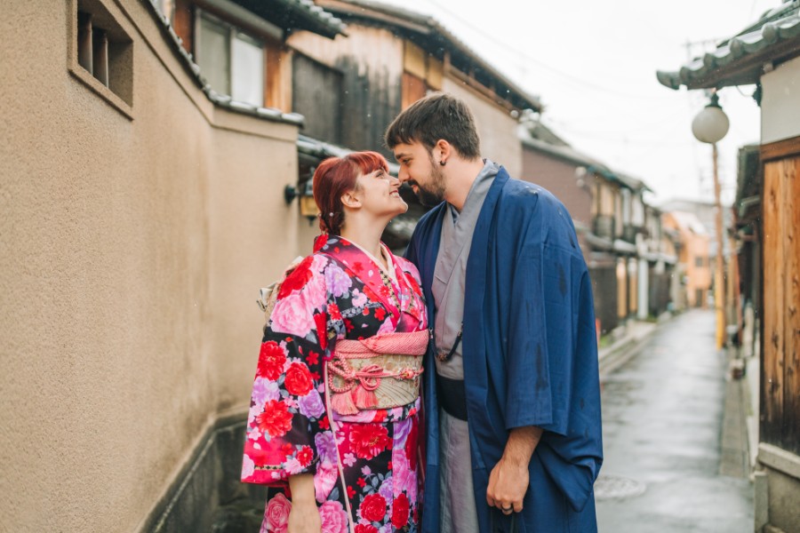 C: Kimono pre-wedding at Ninenzaka district in Kyoto by Shu Hao on OneThreeOneFour 9