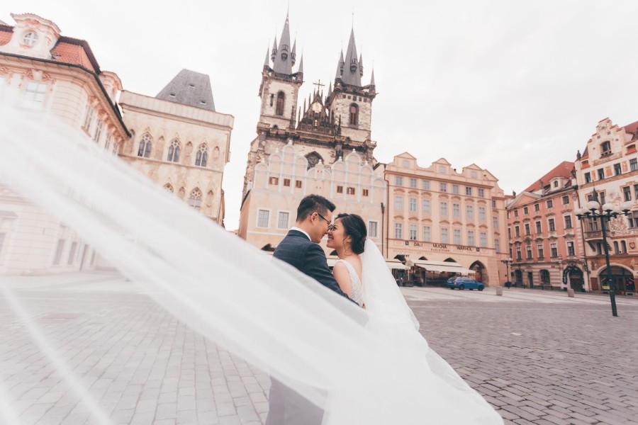 M&B: Prague Fairytale Pre-wedding Photoshoot  by Nika on OneThreeOneFour 6