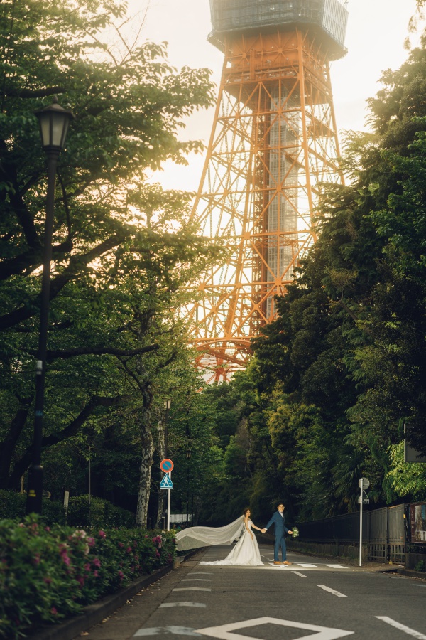 Tokyo Pre-Wedding Photoshoot At Shiba Park And Tokyo Station  by Lenham on OneThreeOneFour 1