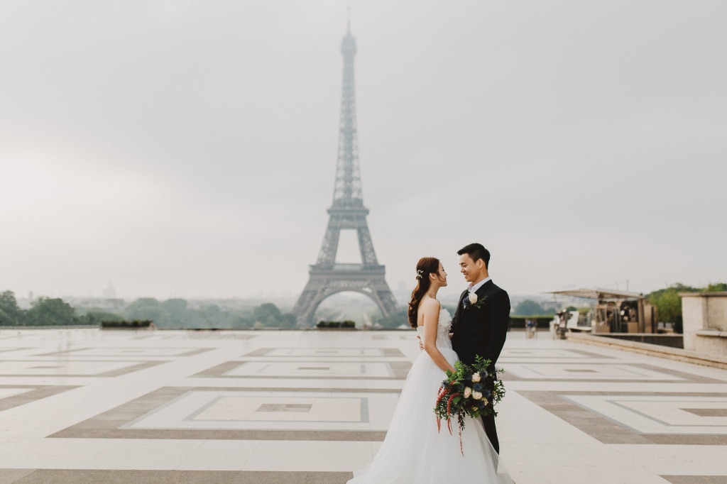 Pre-Wedding Photoshoot In Paris At Eiffel Tower And Palace Of Versailles  by LT on OneThreeOneFour 0