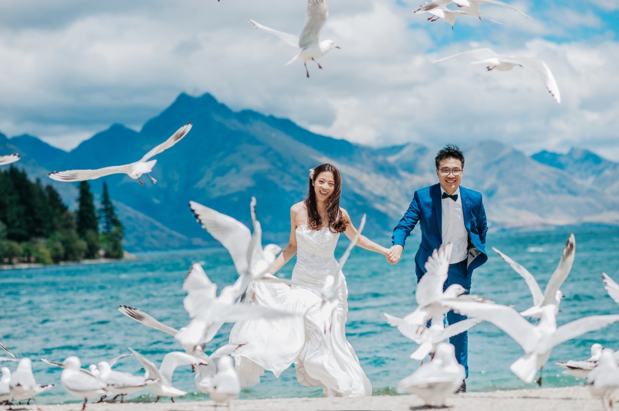 New Zealand Pre-Wedding Photoshoot At Queenstown And Arrowtown  by Mike  on OneThreeOneFour 11