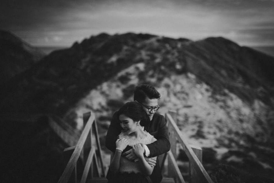 Pre-Wedding Photoshoot At Melbourne - Cape Schanck Boardwalk And Great Ocean Road by Felix  on OneThreeOneFour 9