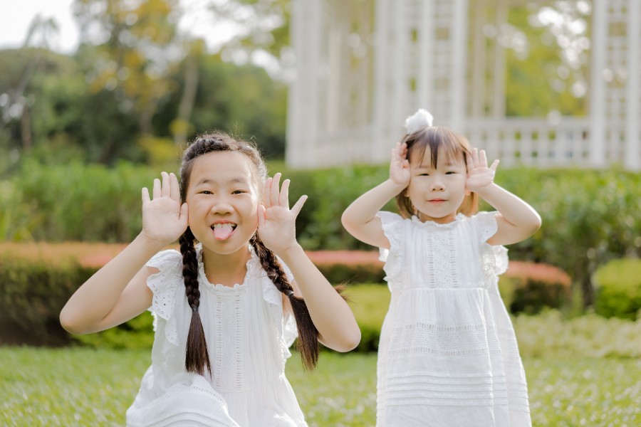 A&WK: Casual and fun family photoshoot in Singapore by Samantha on OneThreeOneFour 5