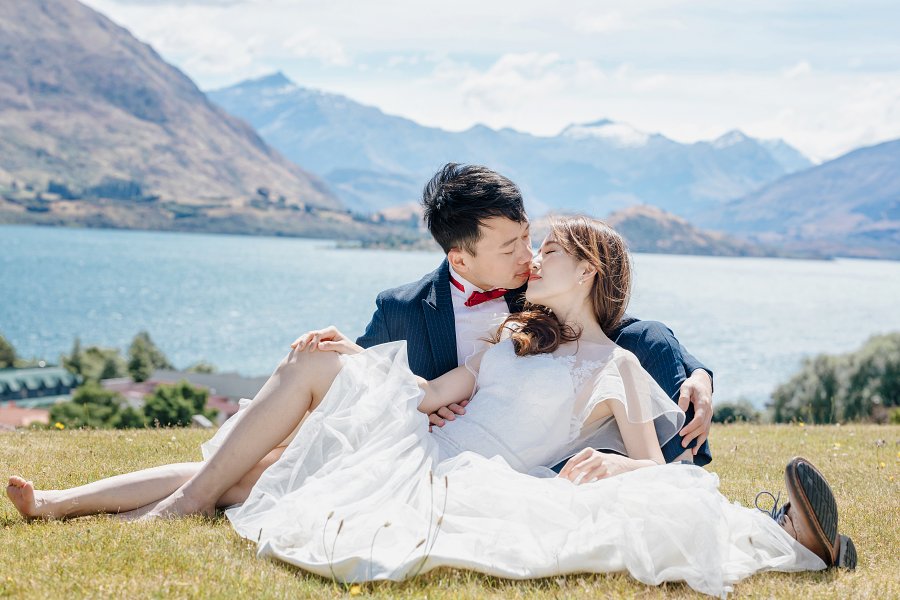 J&T: New Zealand Pre-wedding Photoshoot at Lavender Farm by Fei on OneThreeOneFour 7