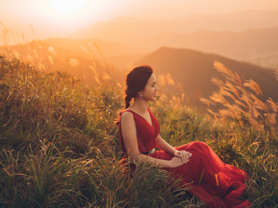 Hong Kong Outdoor Pre-Wedding Photoshoot At Tai Mo Shan by Paul on OneThreeOneFour 5