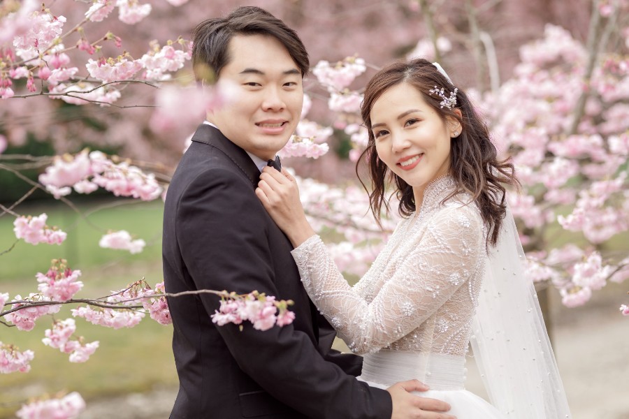 W&J: Pre-wedding in Spring with cherry blossom and snow by Fei on OneThreeOneFour 1