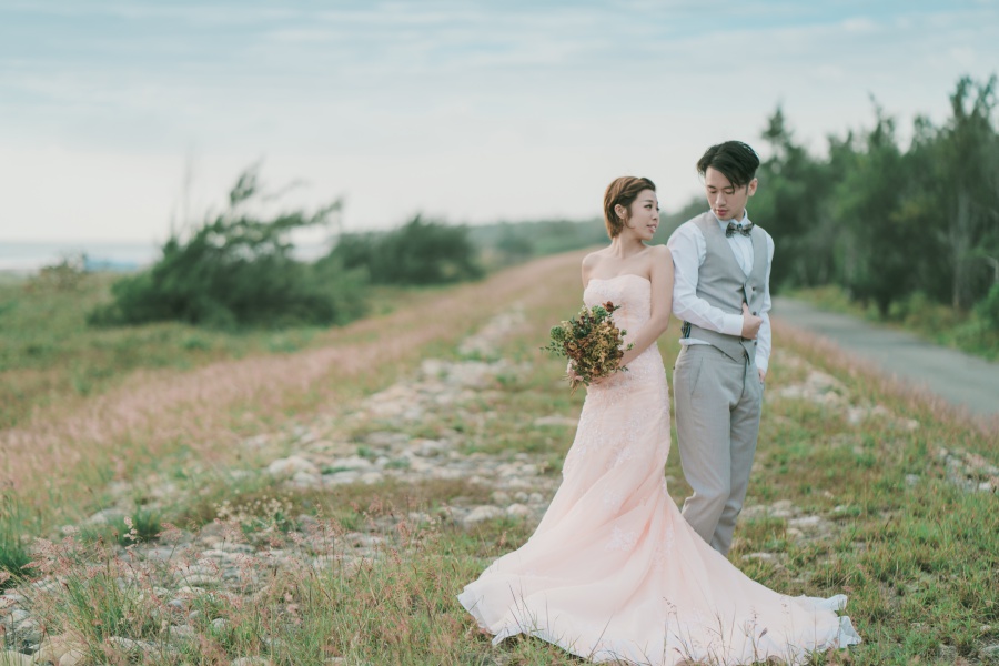 Taiwan Outdoor Pre-Wedding Photoshoot At Tainan Zoo  by Star  on OneThreeOneFour 16