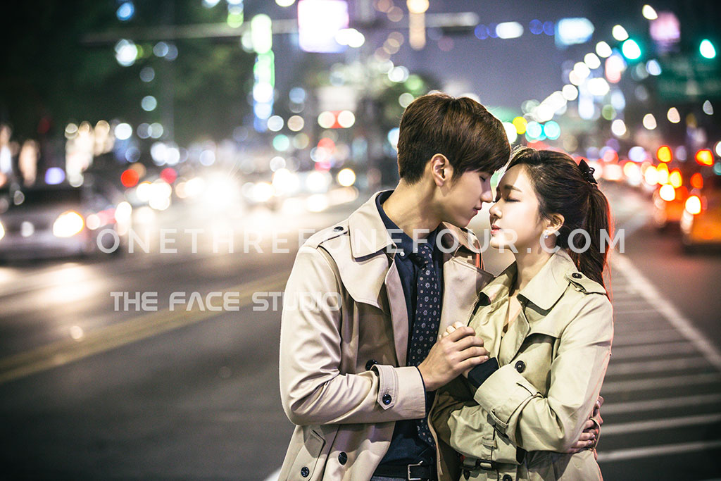 [AUTUMN] Korean Studio Pre-Wedding Photography: Night Streets of Hongdae (홍대) (Outdoor) by The Face Studio on OneThreeOneFour 2