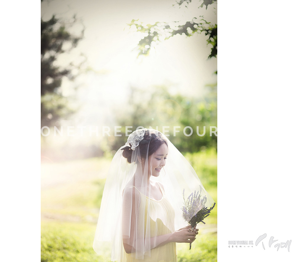 Korean Wedding Photos: Four Seasons by SUM Studio on OneThreeOneFour 11