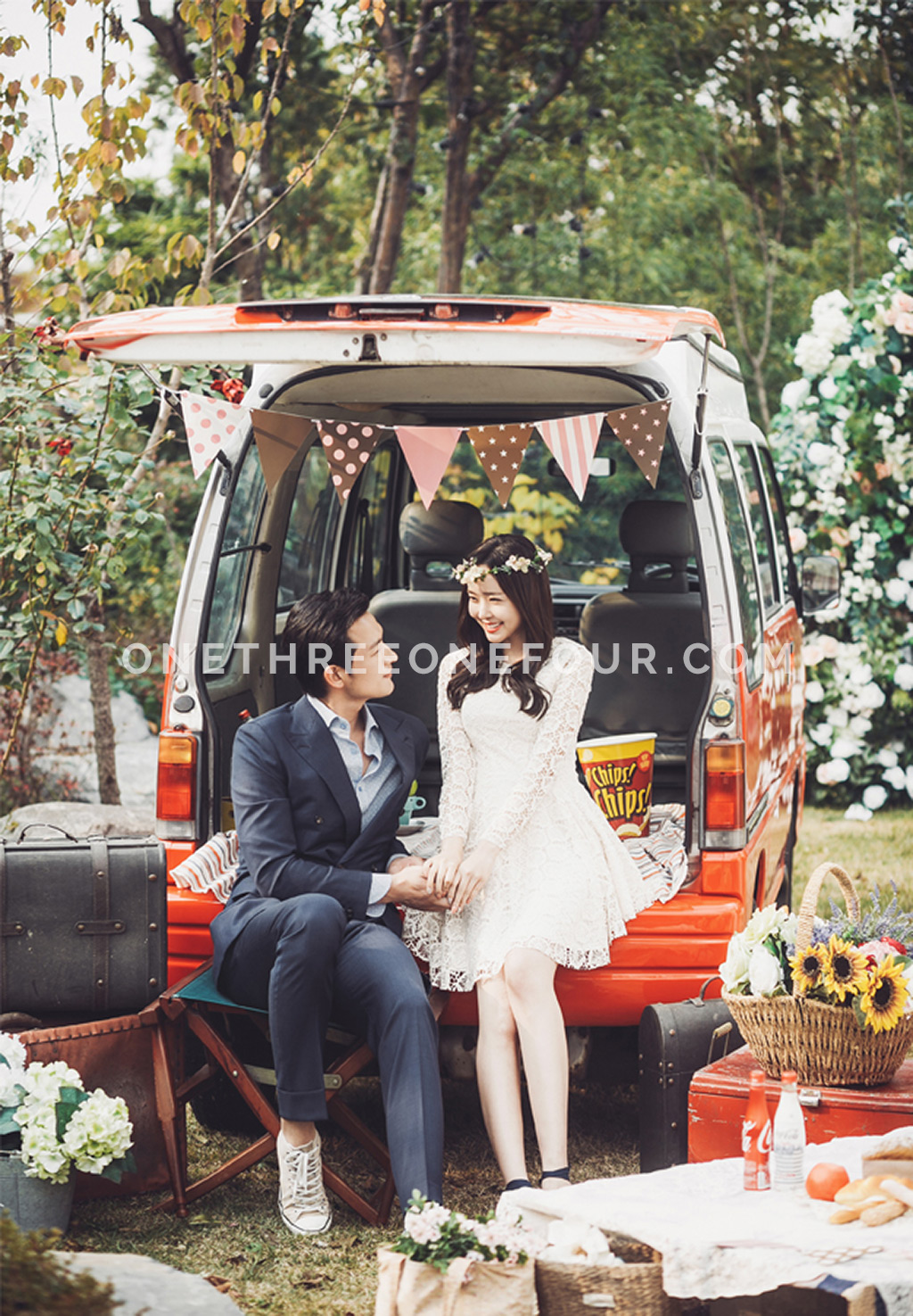 Korean Wedding Photos: Garden & Cafe by SUM Studio on OneThreeOneFour 22