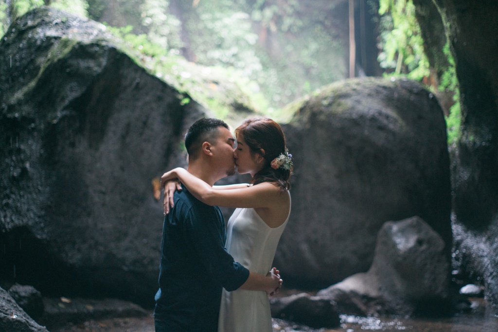 Bali Pre-Wedding Photoshoot At Kintamani And Cepung Waterfall  by Hery  on OneThreeOneFour 18