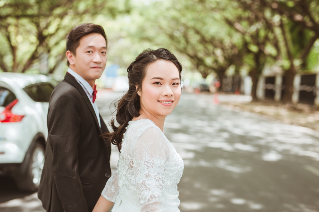 Engagement Photoshoot In Phuket At Phuket Old Town And Beach For Hong Kong Couple by Por  on OneThreeOneFour 7