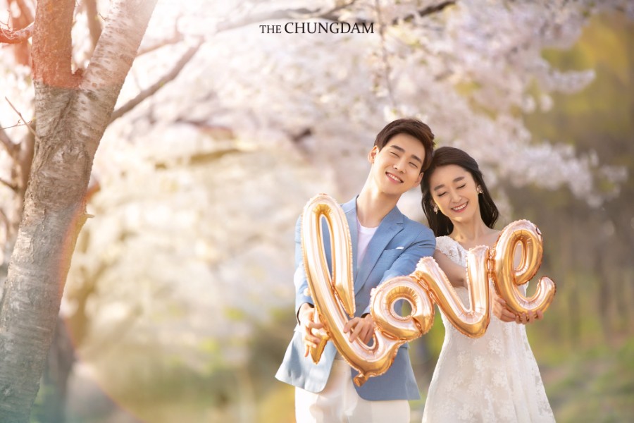 Chungdam Studio Cherry Blossoms Sample - Korean Pre-Wedding Studio by Chungdam Studio on OneThreeOneFour 15