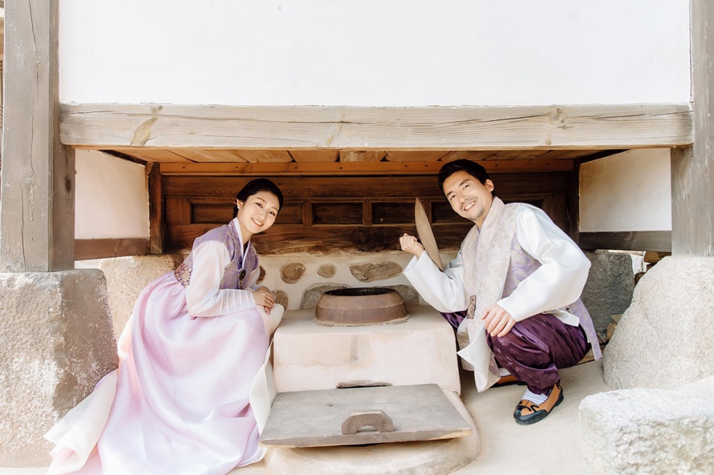 Korea Hanbok Pre-Wedding Photoshoot At Dream Forest by Jungyeol on OneThreeOneFour 3