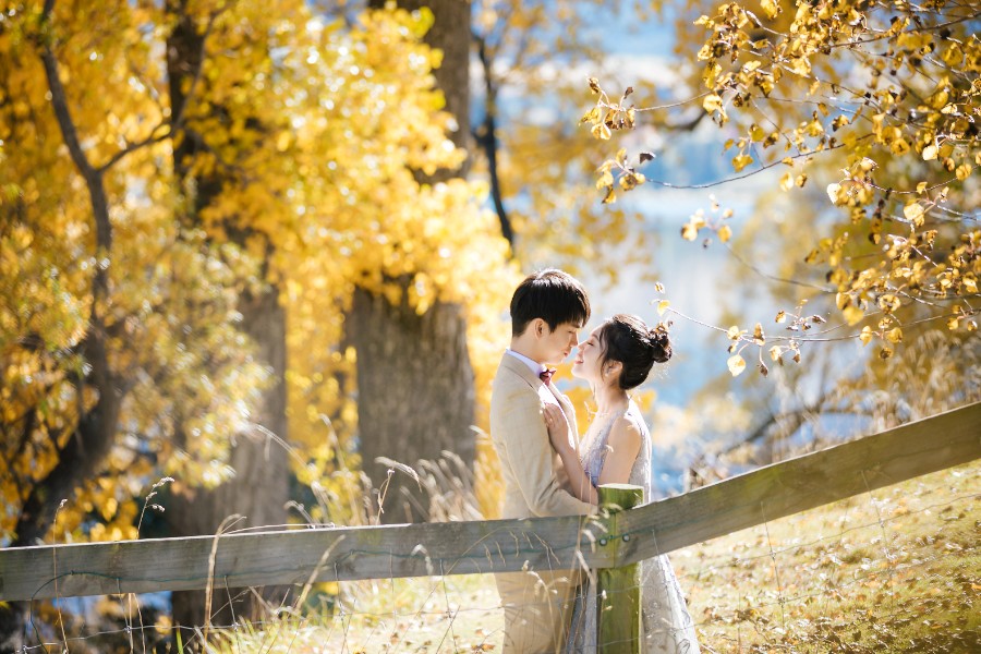 New Zealand Autumn Pre-Wedding Photoshoot with Helicopter Landing at Coromandel Peak by Fei on OneThreeOneFour 16